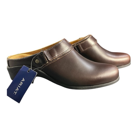 Ariat Brown Leather Clogs - Comfortable & Stylish - Picture 3 of 7